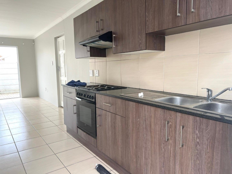 To Let 2 Bedroom Property for Rent in Fairview Eastern Cape